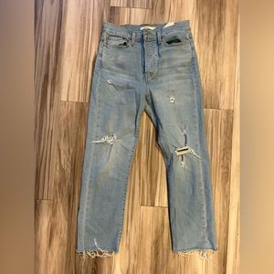 Levi’s Wedgie Distressed Straight Jeans size 29